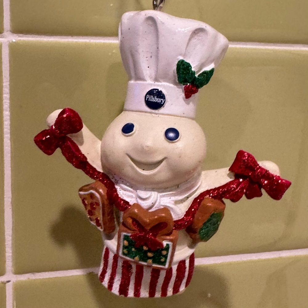 Danbury Mint The Pillsbury Doughboy Glitter Ornament - No Box